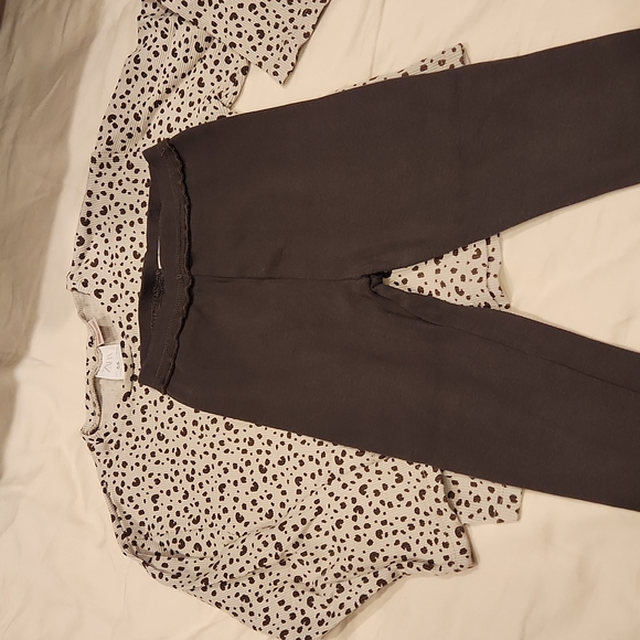 Zara outfit like new - Picture 3 of 3